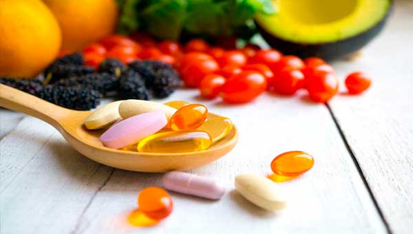 Витамины и минералы при диете: нужны ли добавки